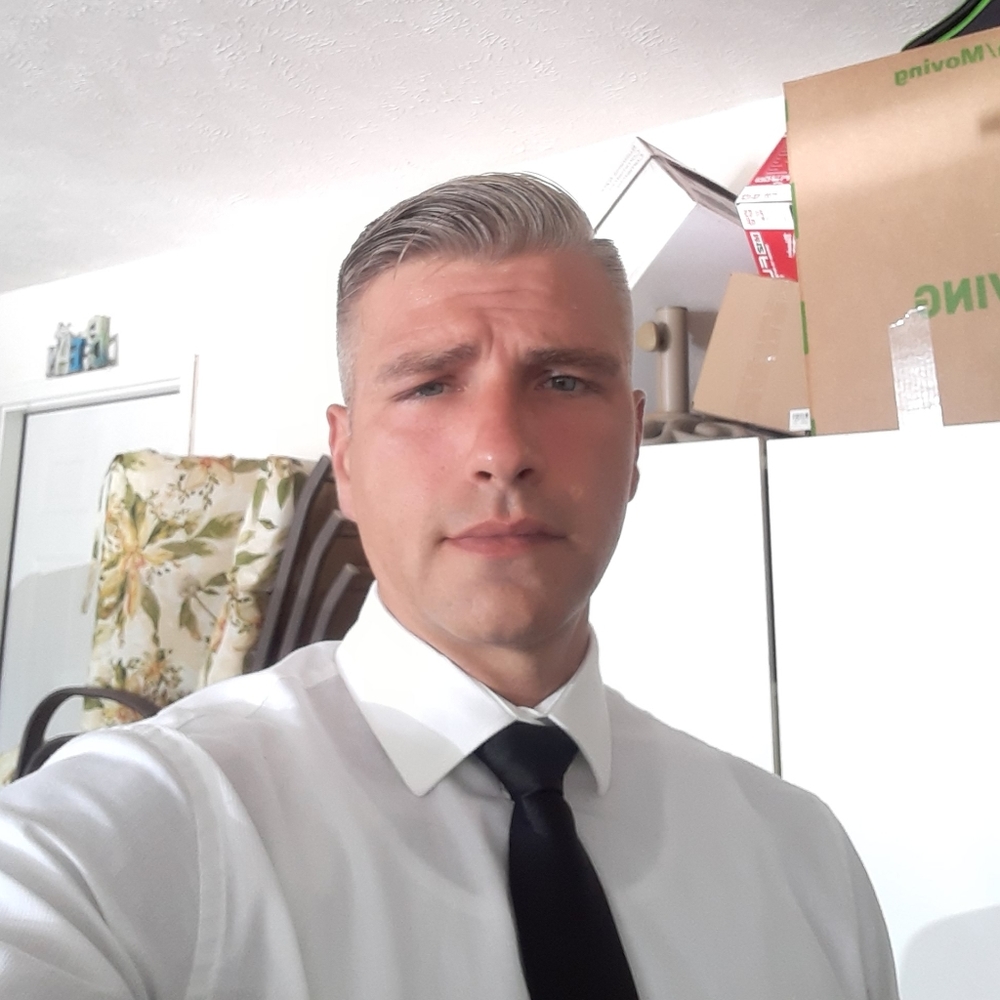 Hi